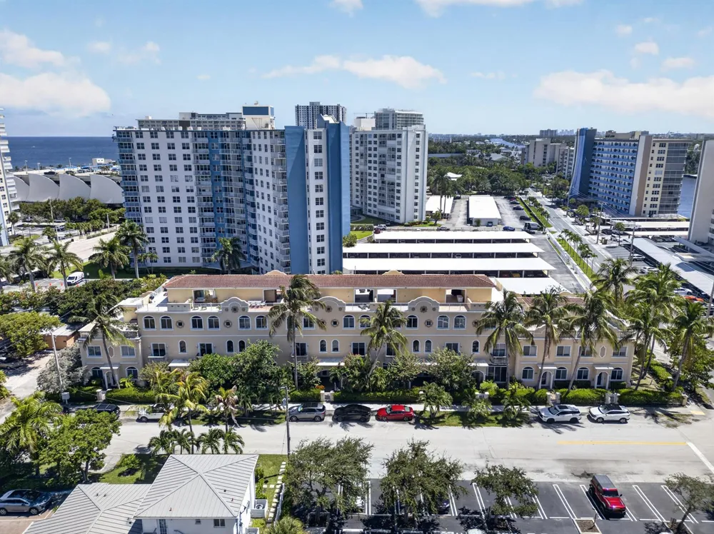 3224 NE 4th Street Pompano Beach, FL 33062