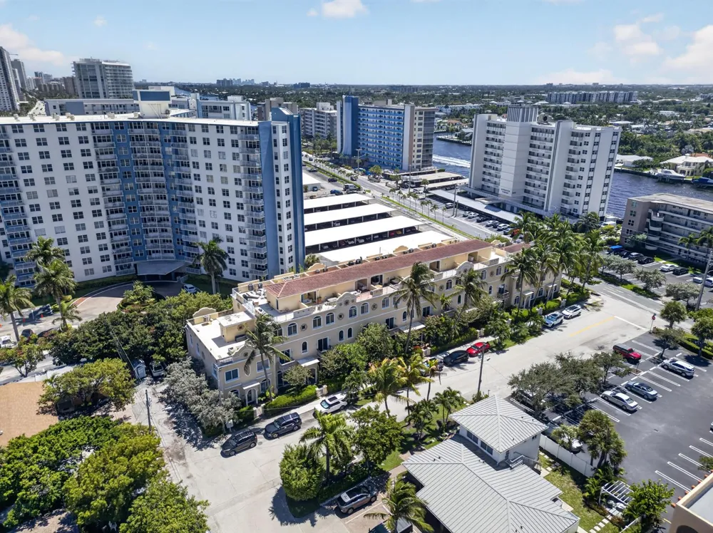 3224 NE 4th Street Pompano Beach, FL 33062