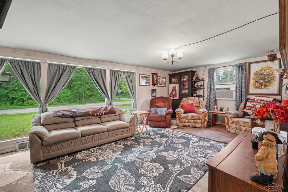 403 Apple Blossom Avenue Denton Township, MI 48651