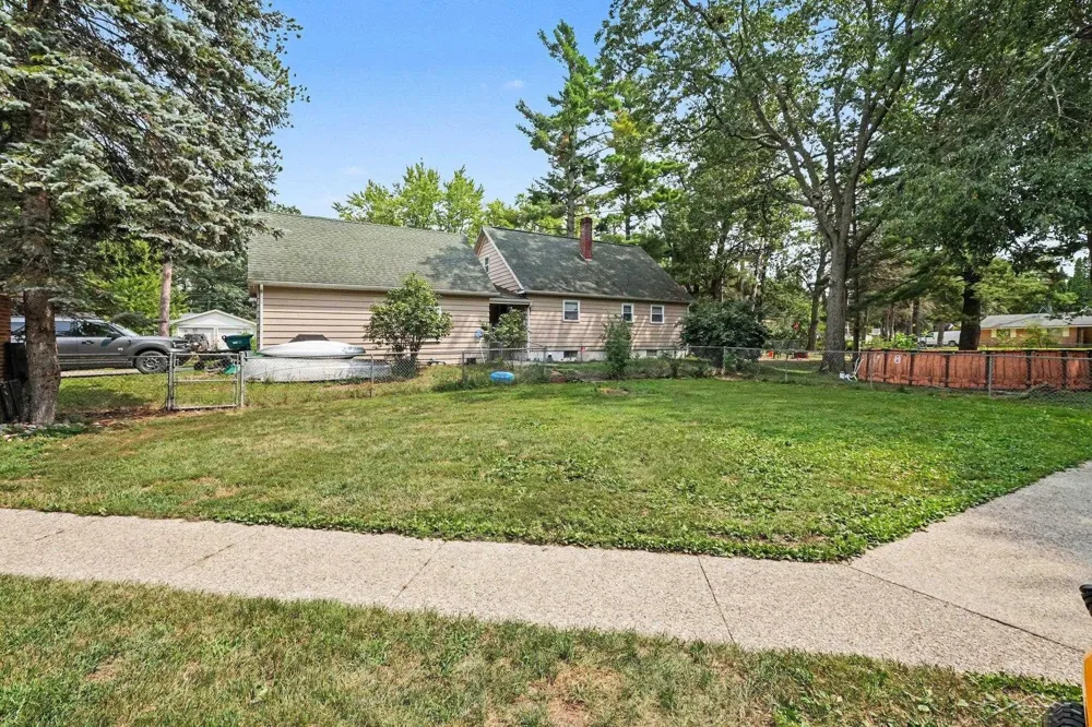 403 Apple Blossom Avenue Denton Township, MI 48651