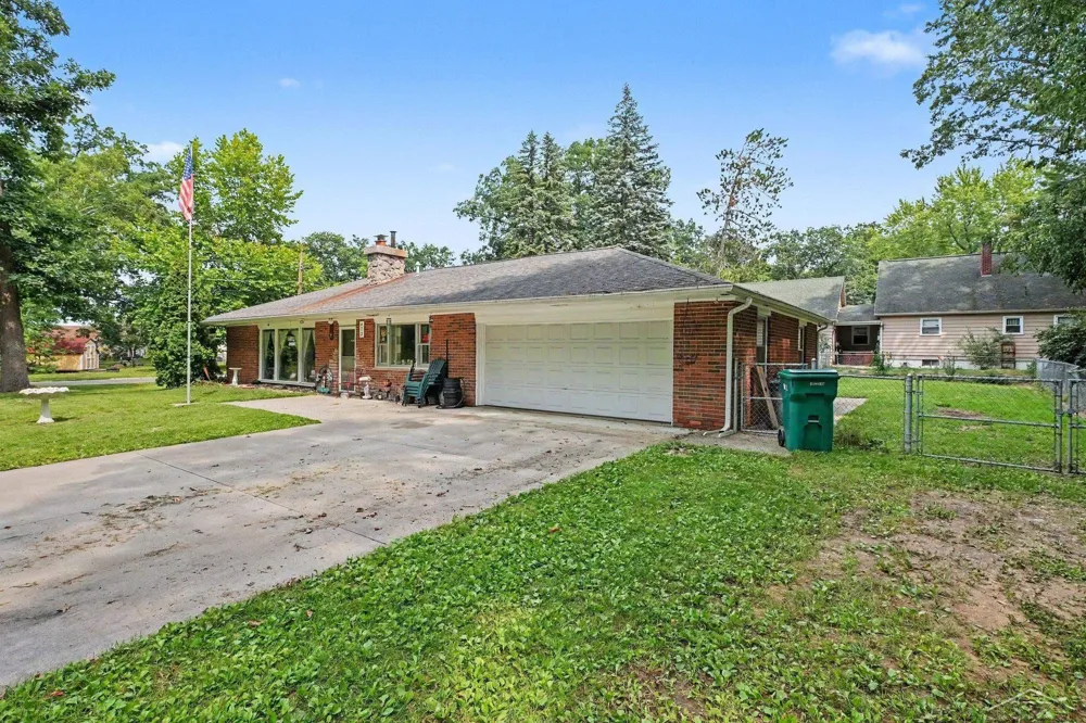 403 Apple Blossom Avenue Denton Township, MI 48651