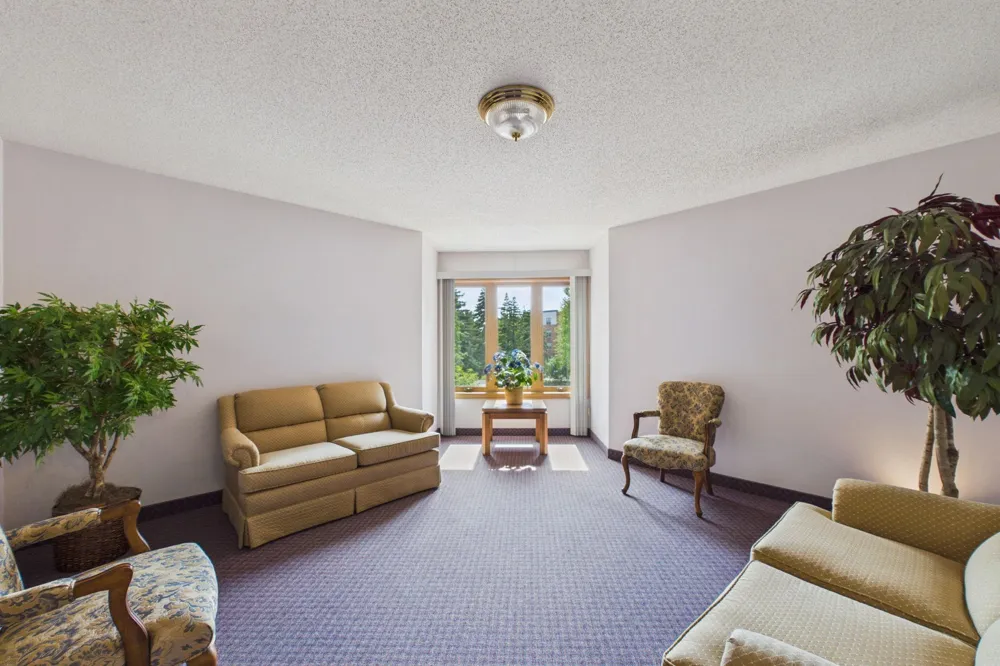32 11th Avenue S #215 Hopkins, MN 55343