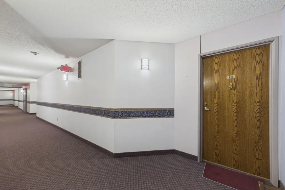 32 11th Avenue S #215 Hopkins, MN 55343