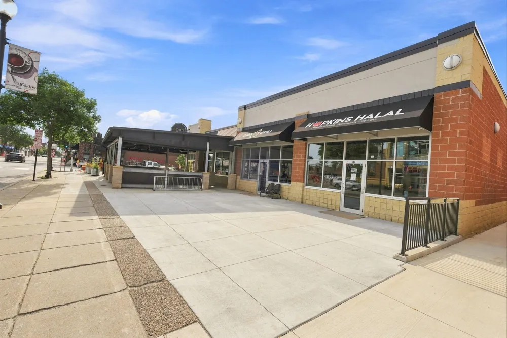 32 11th Avenue S #215 Hopkins, MN 55343