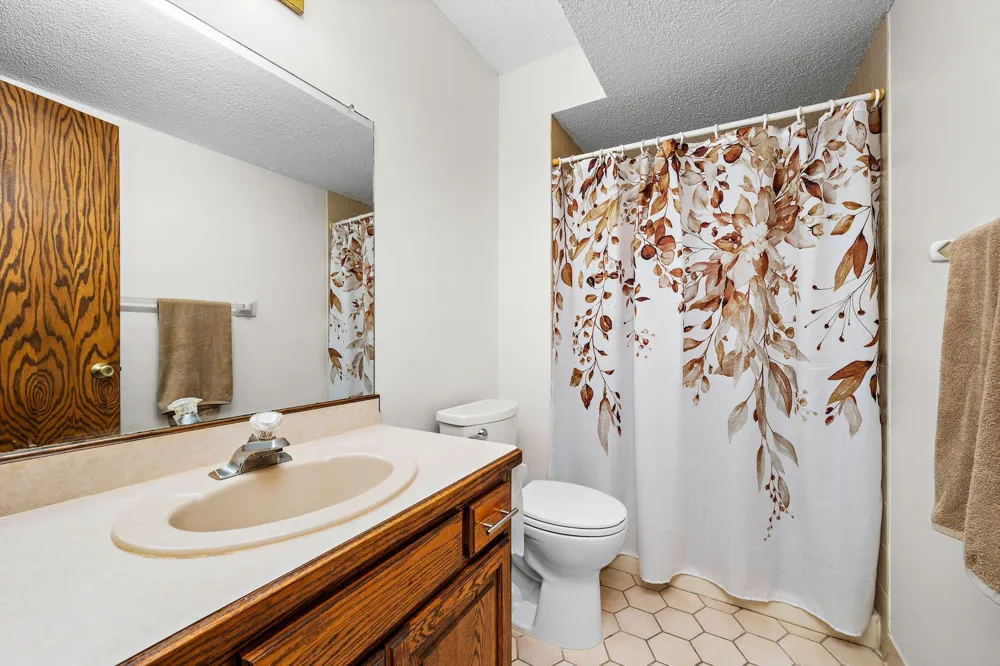 8824 Montegue Terrace Brooklyn Park, MN 55443