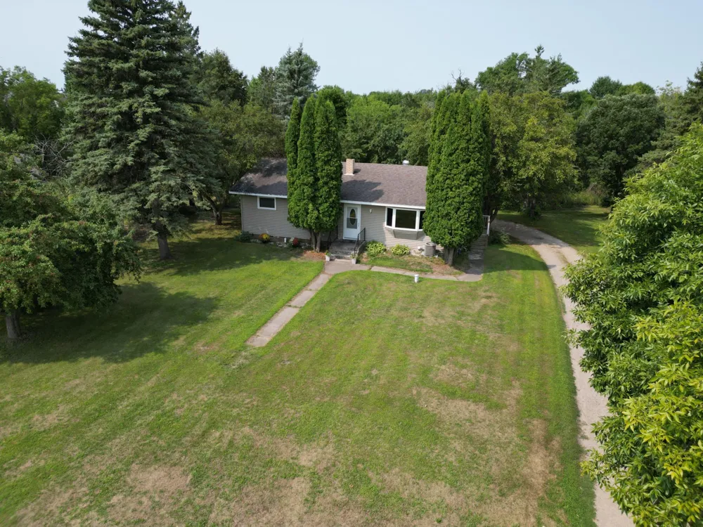 1213 Riverside Drive Detroit Lakes, MN 56501