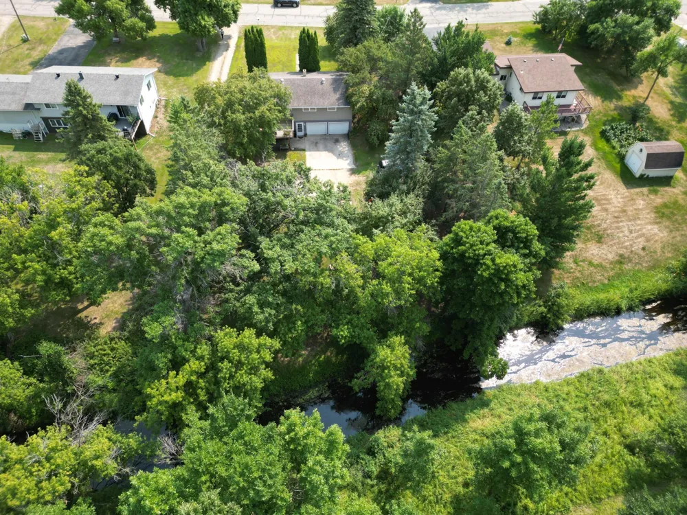 1213 Riverside Drive Detroit Lakes, MN 56501
