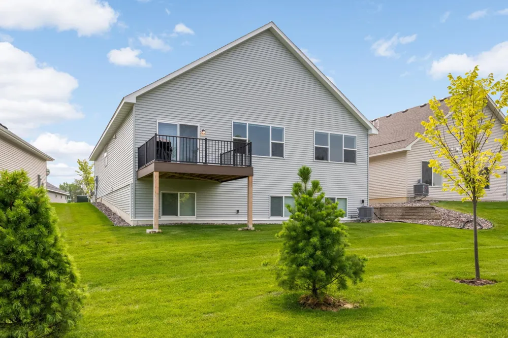 7816 Bridgewater Court Greenfield, MN 55373