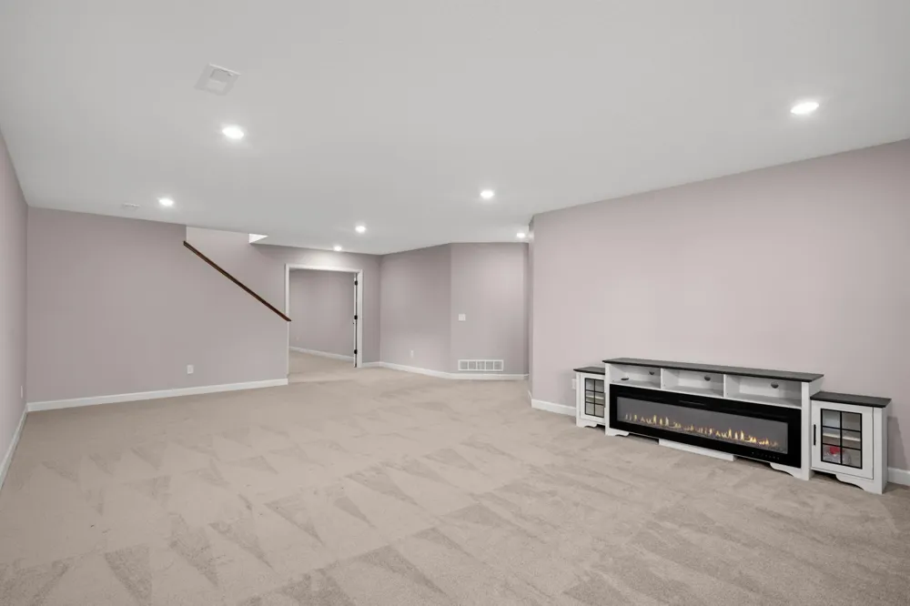 7816 Bridgewater Court Greenfield, MN 55373