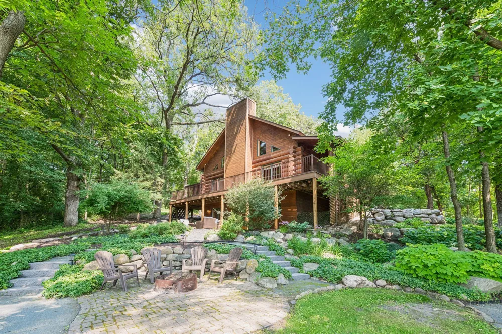 10580 Little Avenue Waconia, MN 55387