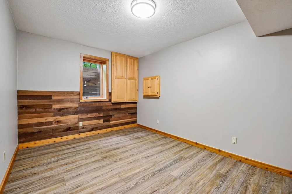 10580 Little Avenue Waconia, MN 55387