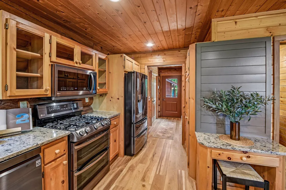 10580 Little Avenue Waconia, MN 55387