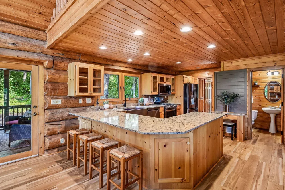 10580 Little Avenue Waconia, MN 55387