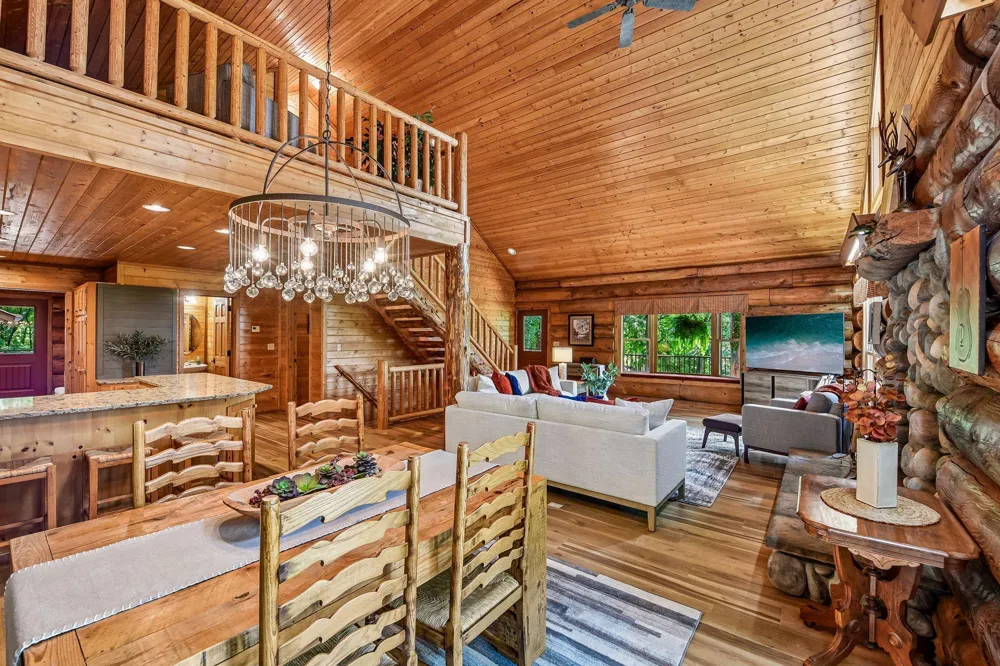 10580 Little Avenue Waconia, MN 55387