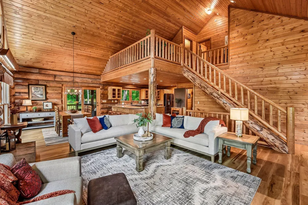 10580 Little Avenue Waconia, MN 55387