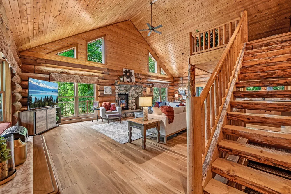 10580 Little Avenue Waconia, MN 55387