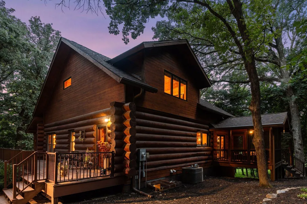 10580 Little Avenue Waconia, MN 55387
