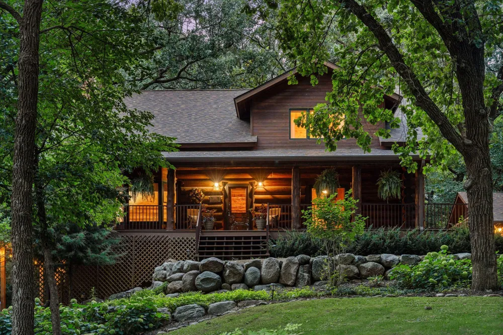 10580 Little Avenue Waconia, MN 55387