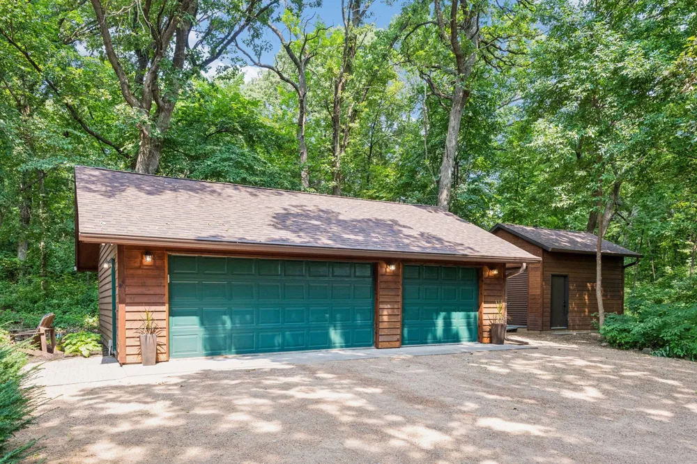 10580 Little Avenue Waconia, MN 55387