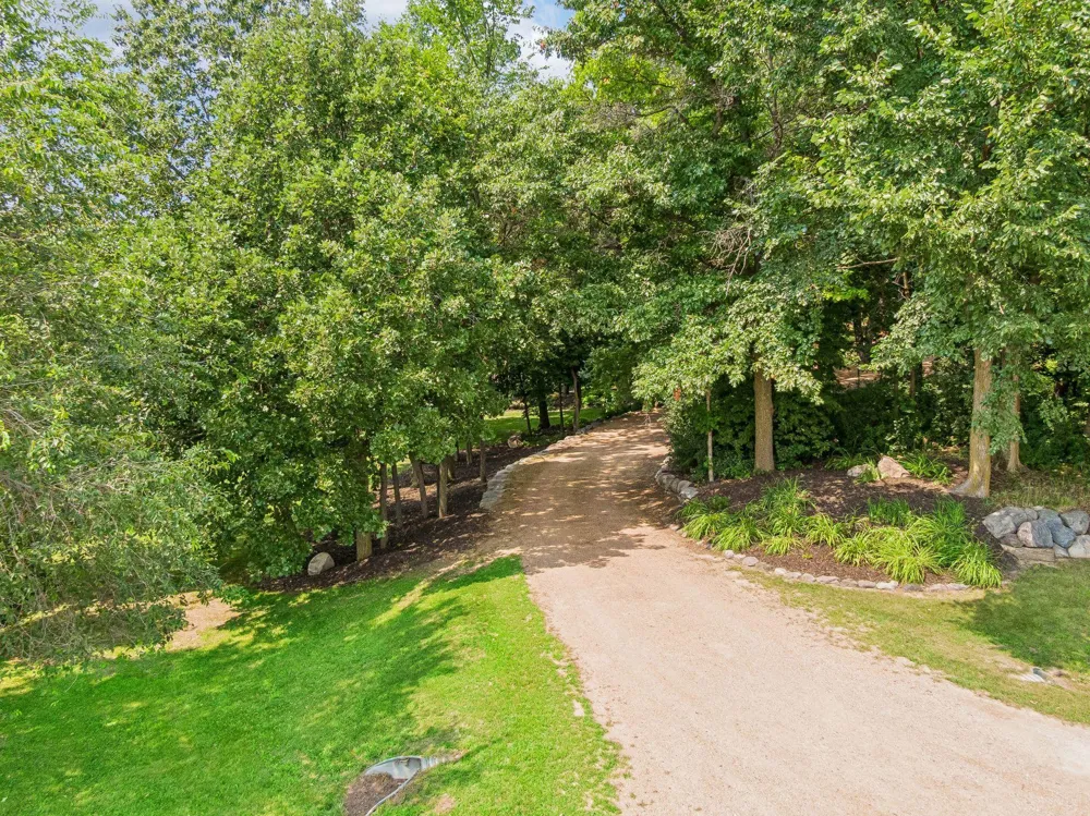 10580 Little Avenue Waconia, MN 55387