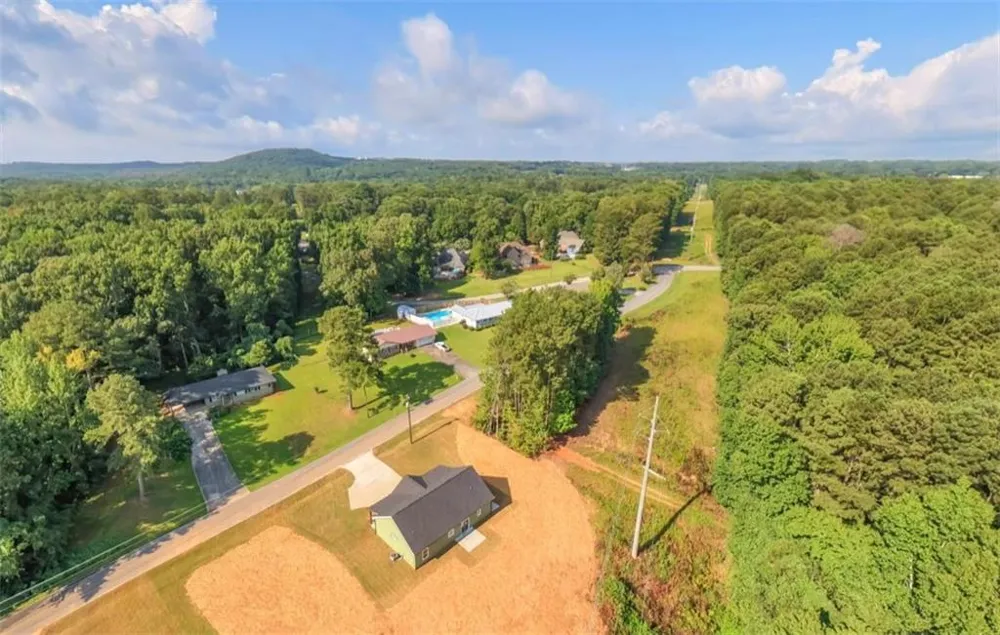 1116 Whispering Hills Drive Bremen, GA 30110