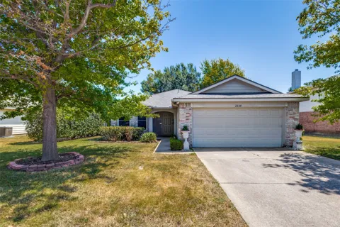 2228 Overlook Lane