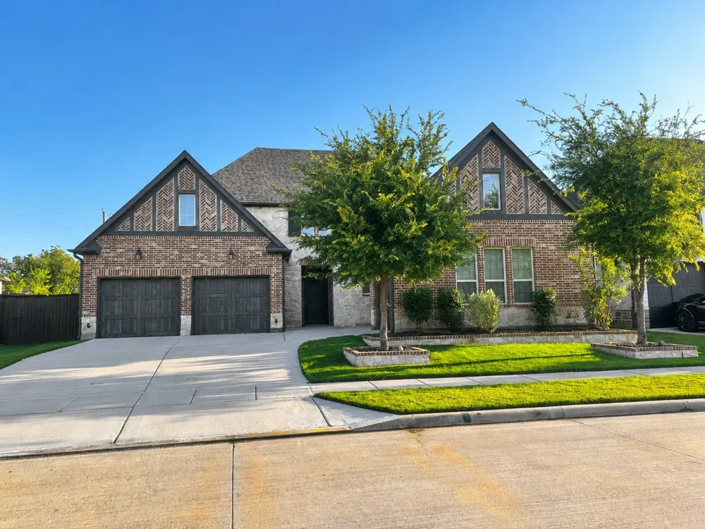 2700 Castlebridge The Colony, TX 75056