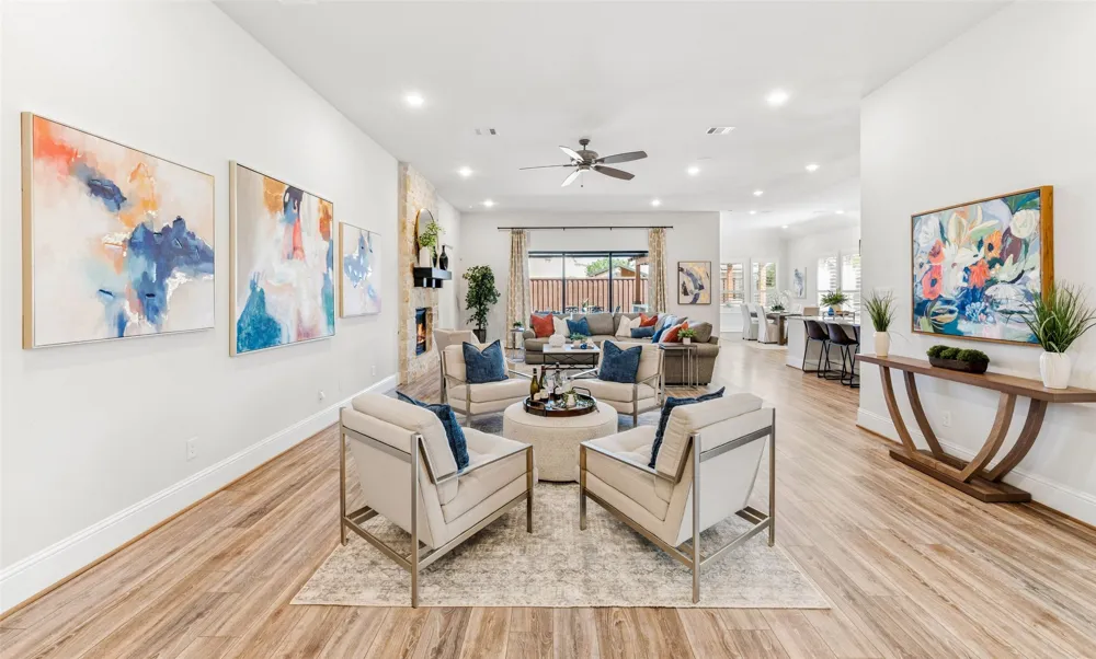 2700 Castlebridge The Colony, TX 75056
