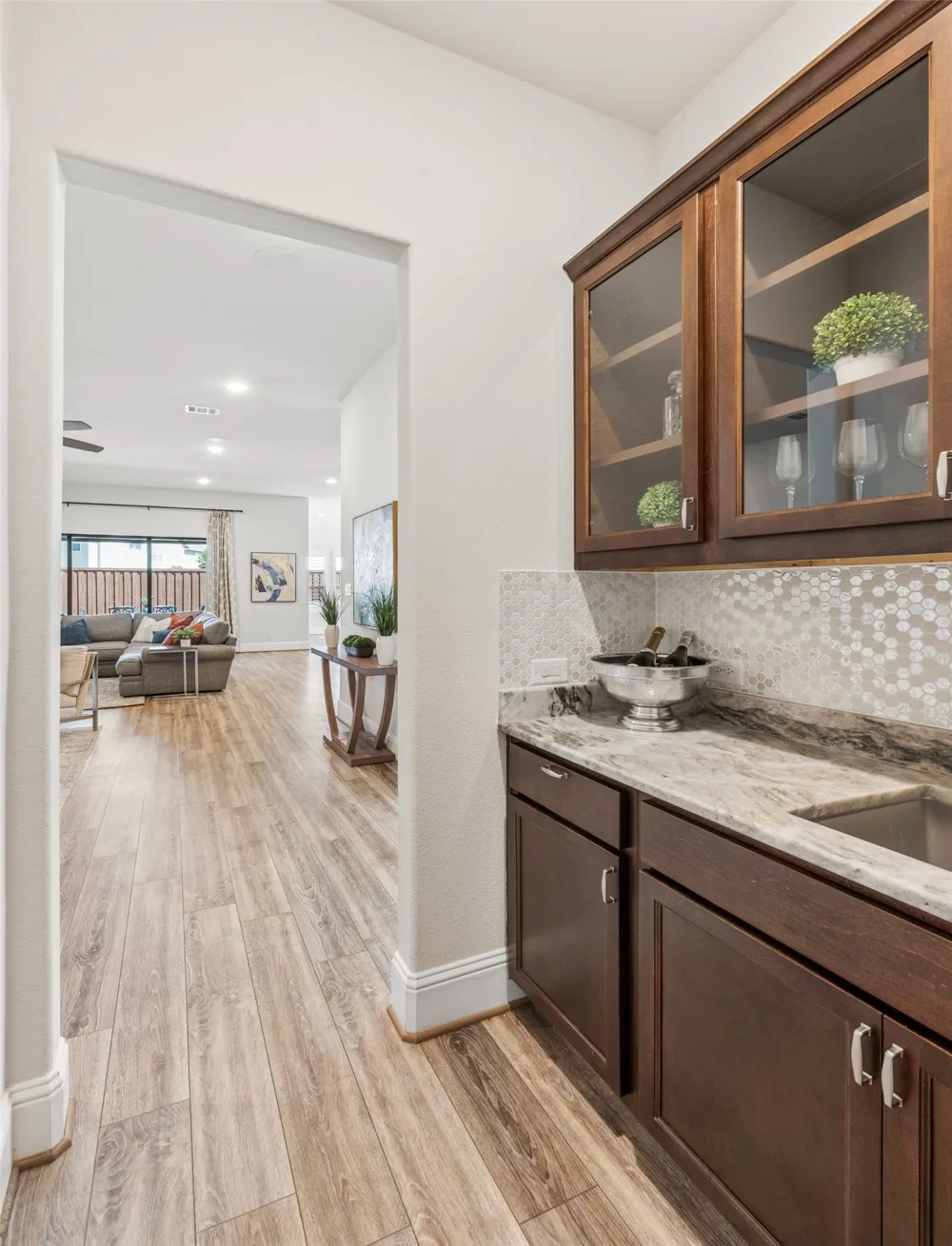 2700 Castlebridge The Colony, TX 75056