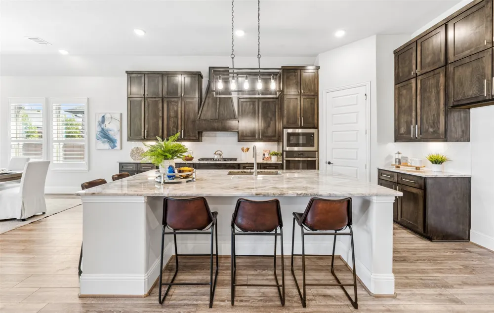 2700 Castlebridge The Colony, TX 75056