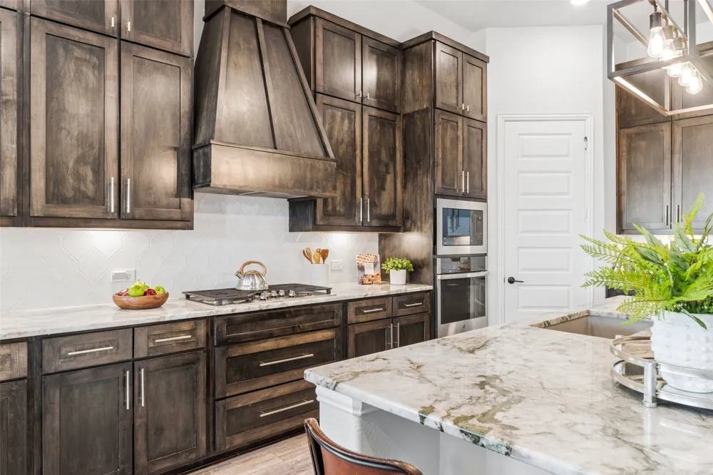 2700 Castlebridge The Colony, TX 75056