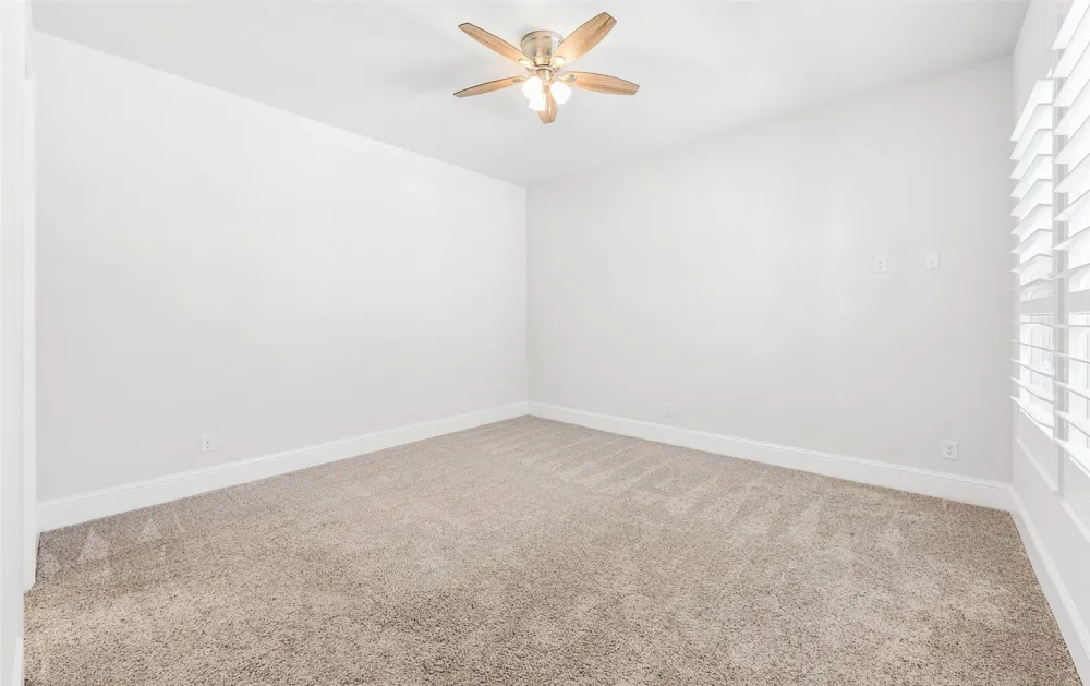 2700 Castlebridge The Colony, TX 75056