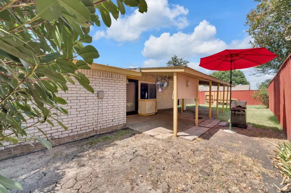 5013 Shannon Drive The Colony, TX 75056