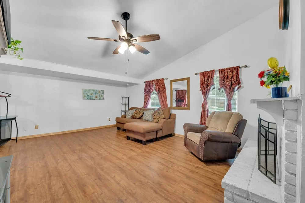 5013 Shannon Drive The Colony, TX 75056