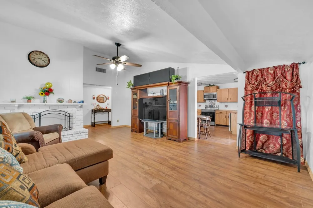 5013 Shannon Drive The Colony, TX 75056