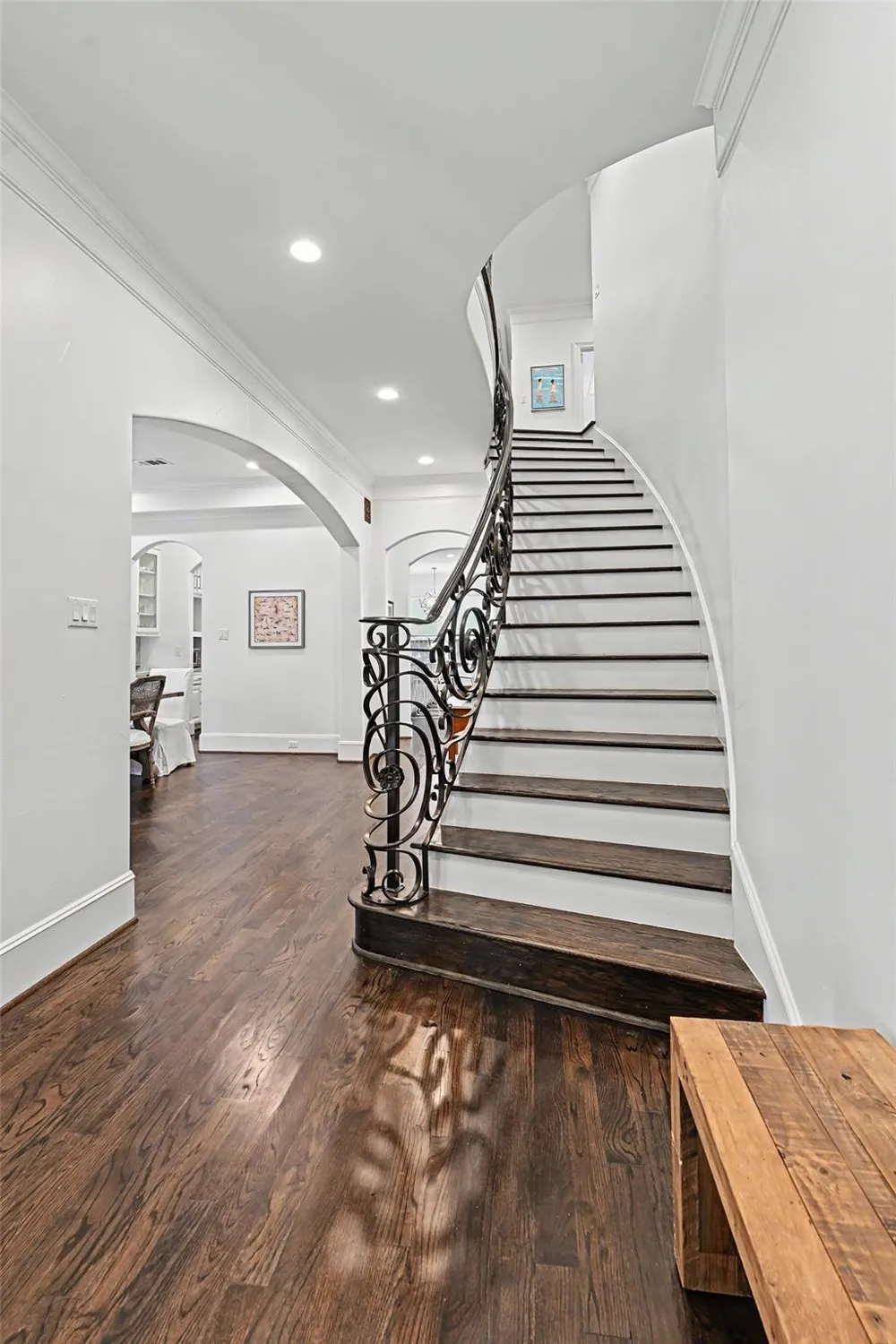 4412 Mildred Street Bellaire, TX 77401