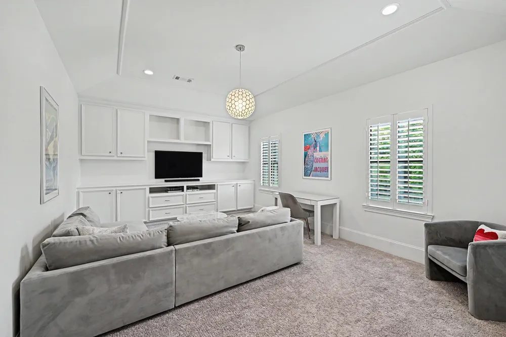 4412 Mildred Street Bellaire, TX 77401