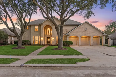 14910 Lake Woodbridge Court