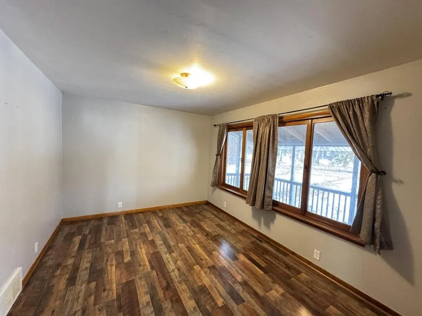 3334 W Glendora Road Three Oaks, MI 49128