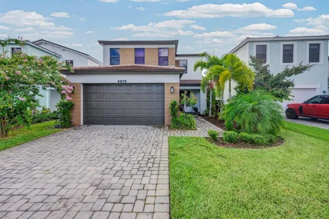 4979 Coquina Place