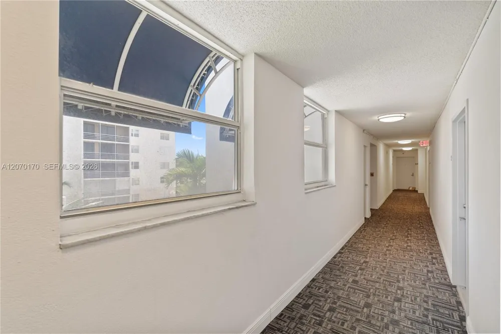 2821 Miami Beach Blvd #4F North Miami Beach, FL 33160