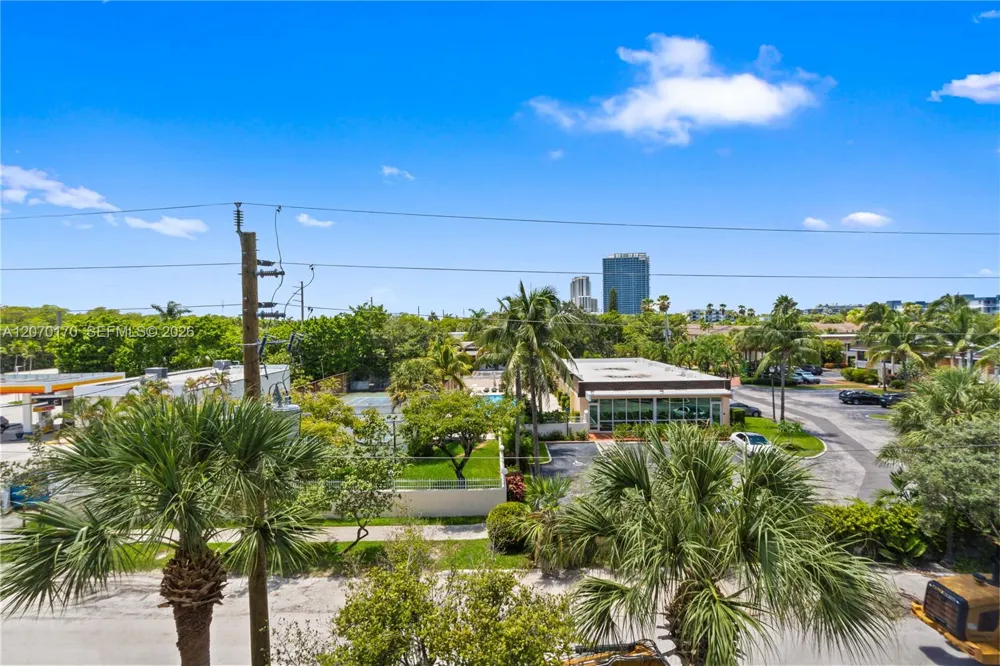 2821 Miami Beach Blvd #4F North Miami Beach, FL 33160