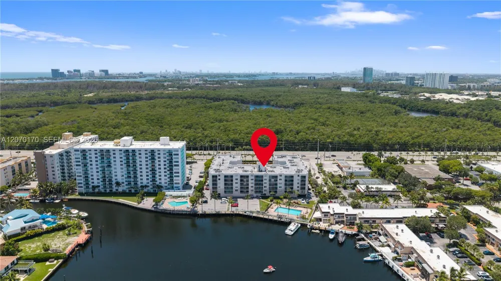 2821 Miami Beach Blvd #4F North Miami Beach, FL 33160