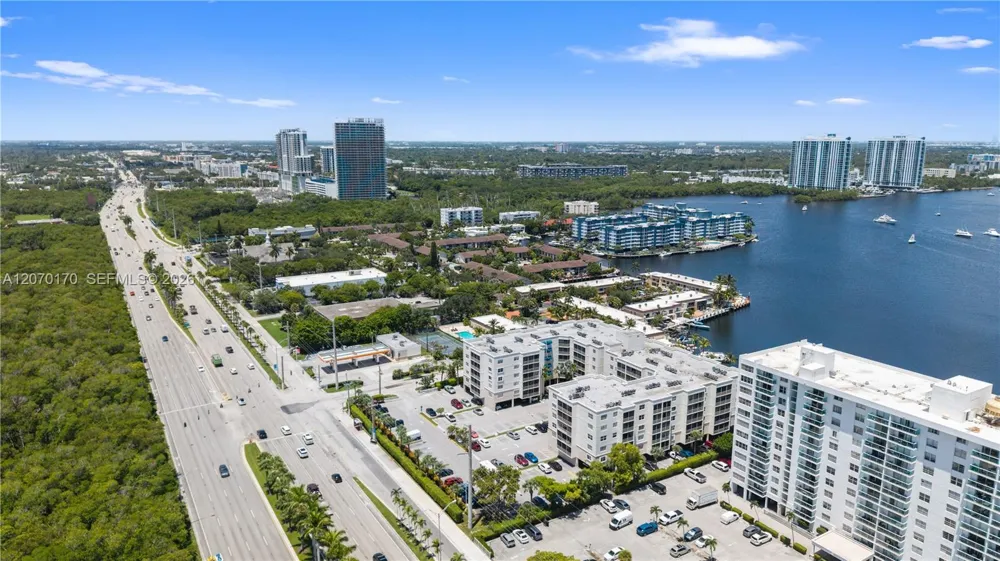 2821 Miami Beach Blvd #4F North Miami Beach, FL 33160