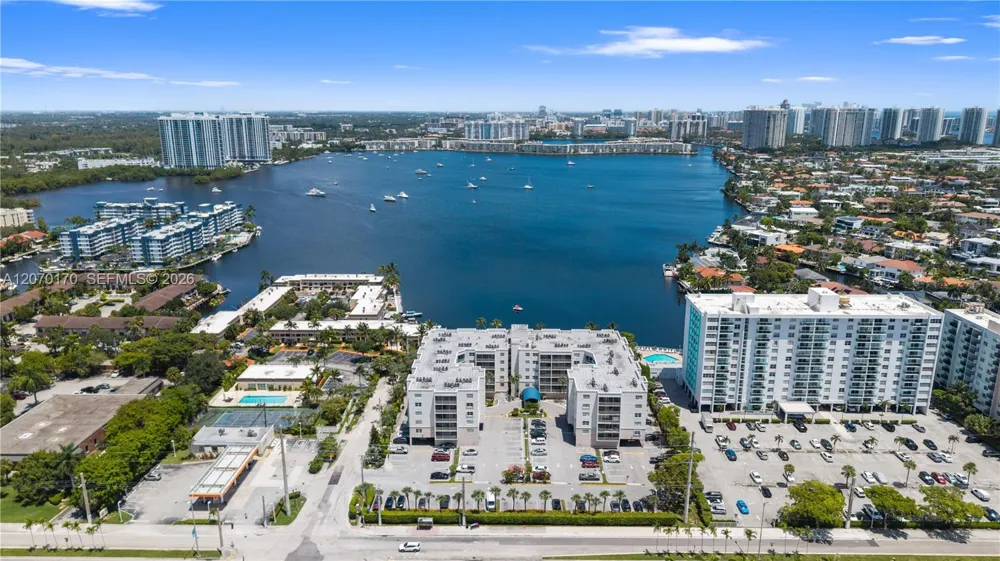 2821 Miami Beach Blvd #4F North Miami Beach, FL 33160