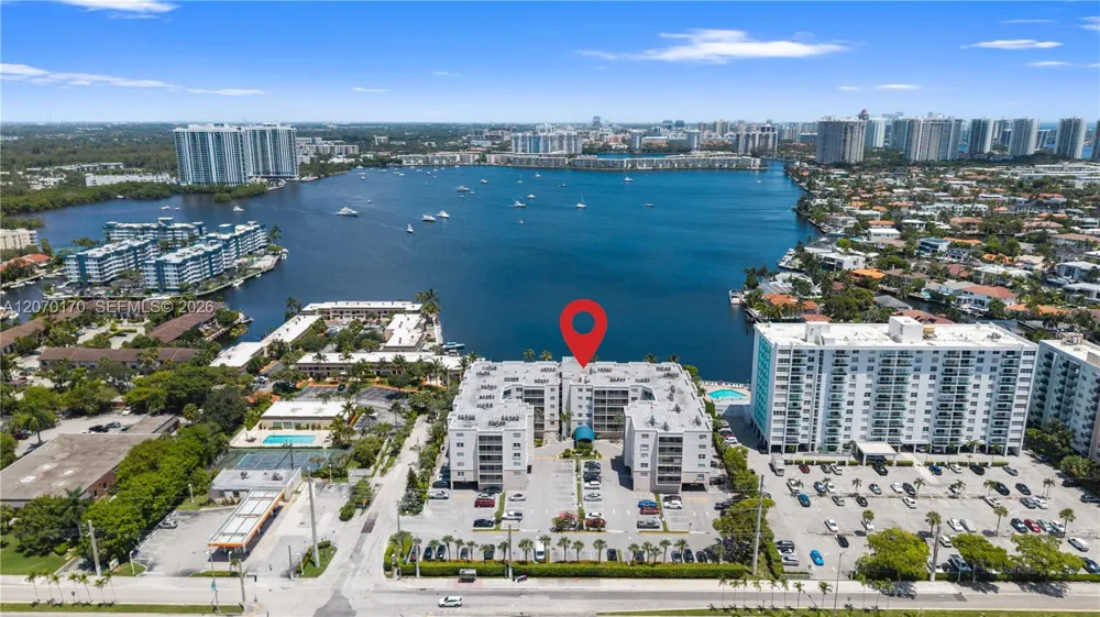 2821 Miami Beach Blvd #4F North Miami Beach, FL 33160