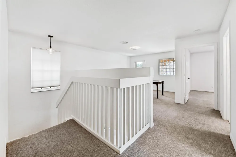 4268 Pine Hollow Circle 