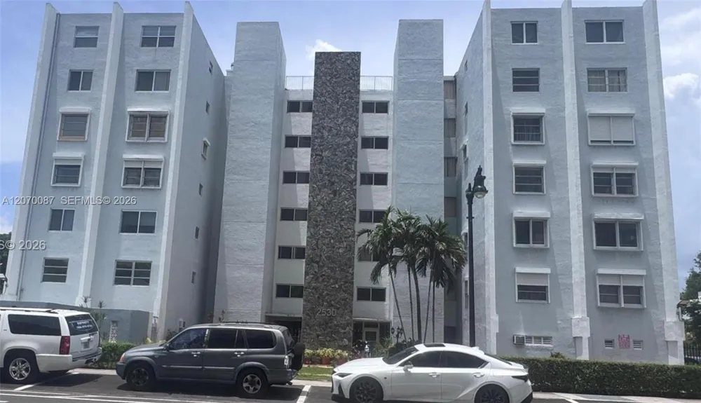 2530 SW 3rd Ave #103 Miami, FL 33129