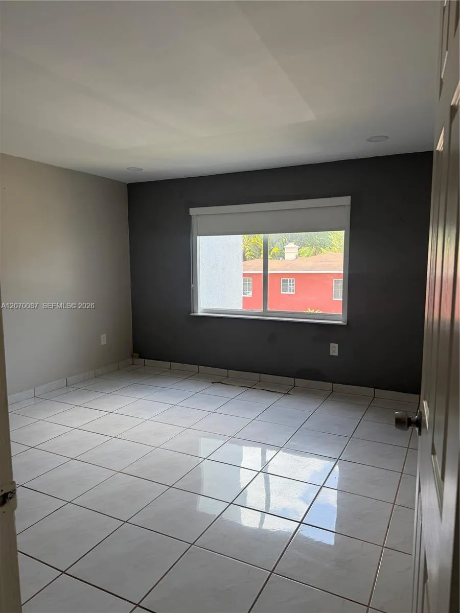 2530 SW 3rd Ave #103 Miami, FL 33129