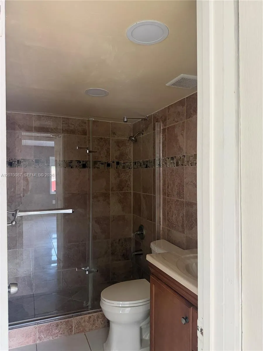 2530 SW 3rd Ave #103 Miami, FL 33129